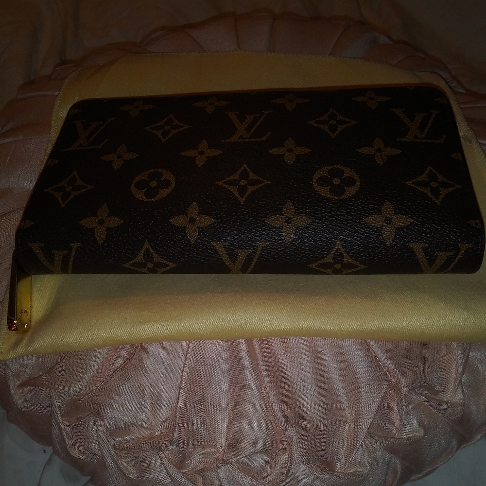 Designer inspired monogram zippy wallet